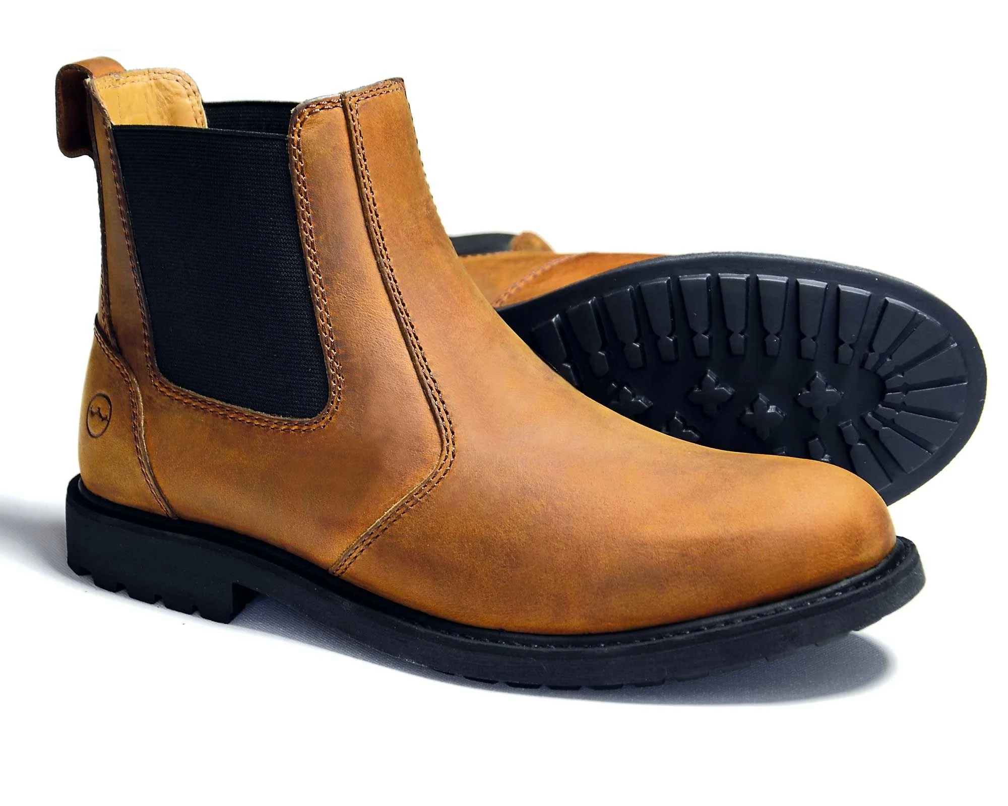 Brecon Mens Sand Nubuck Dealer Boot