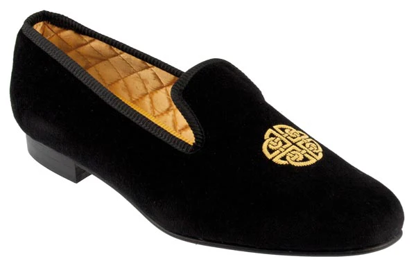 Celtic Knot Motif Embroidered Velvet Slipper
