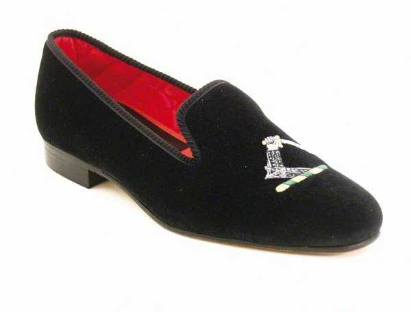 Family Crested Velvet Slippers - Image 4