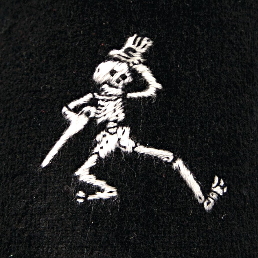 Top Hat Skeleton Motif Embroidered Velvet Slipper - Image 2