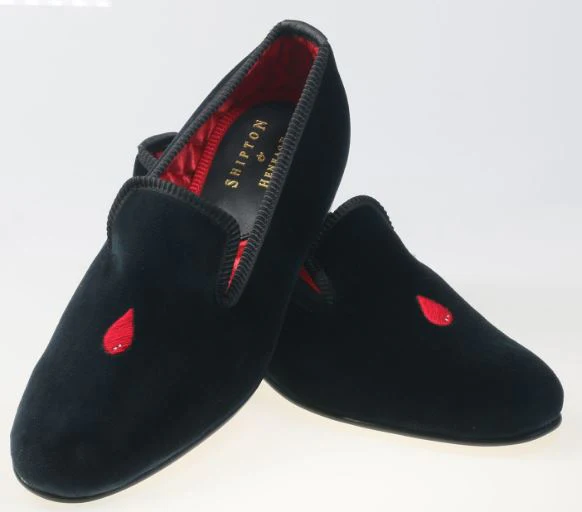 Dracula Club Velvet Slippers - Image 2