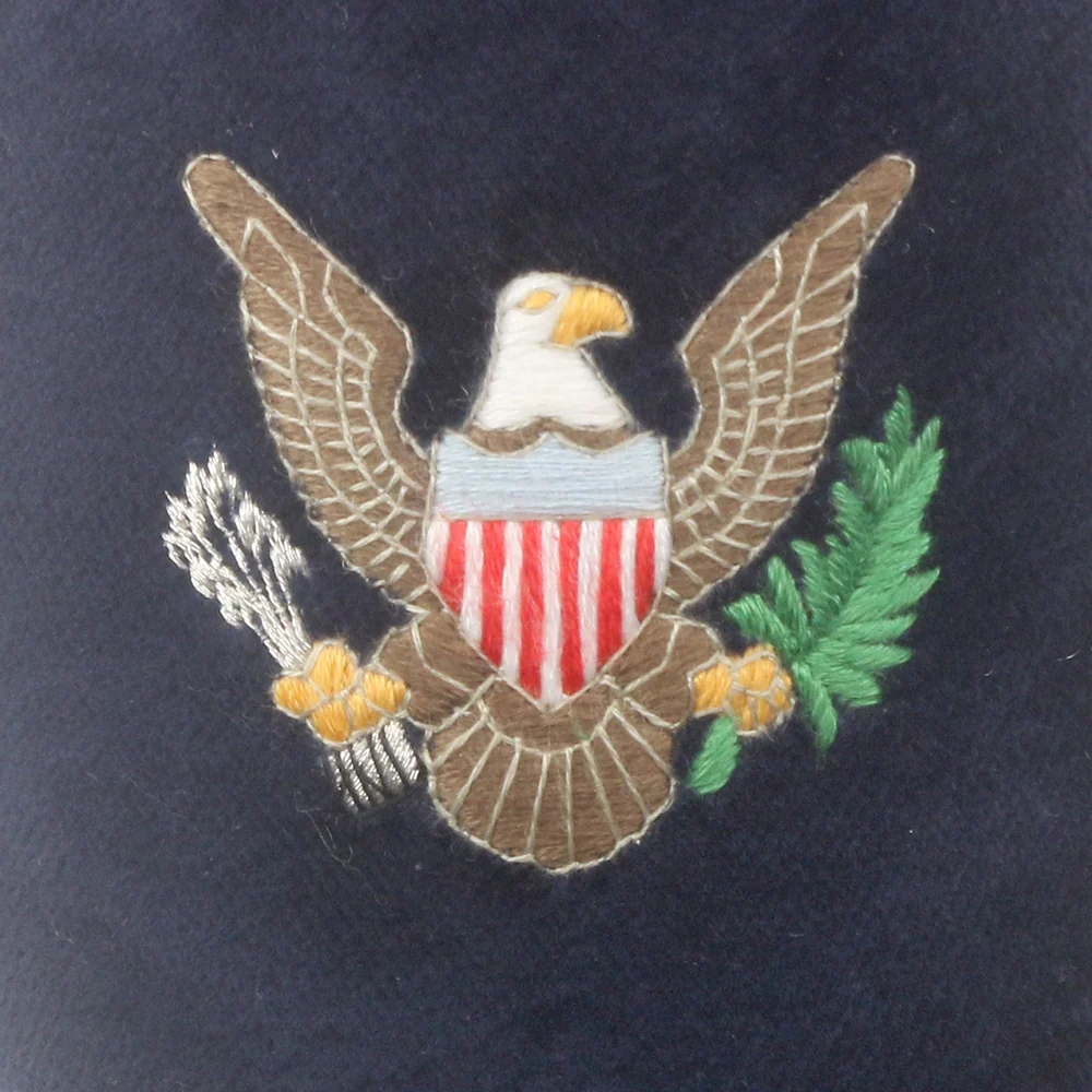 Great Seal Motif Embroidered Velvet Slipper - Image 2