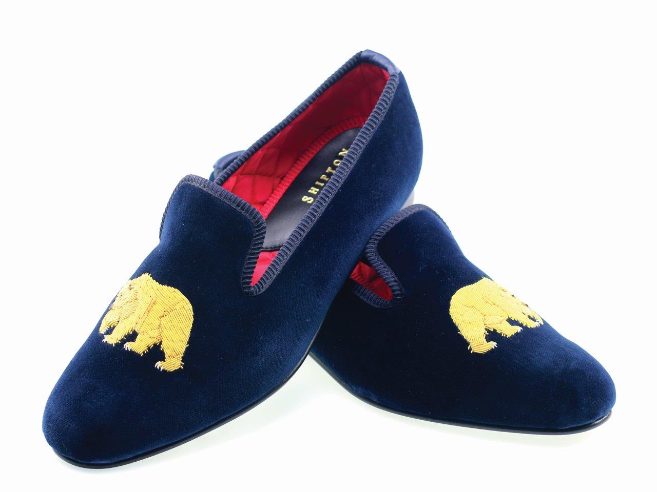 Grizzly Bear Motif Embroidered Velvet Slipper - Image 2