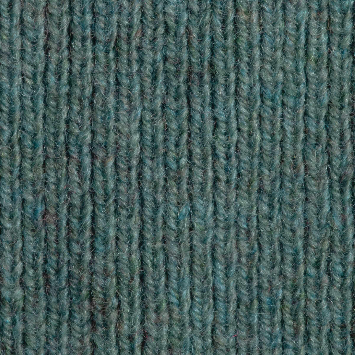 LEVEN 2 Ply Lambswool Cardigan - Image 10