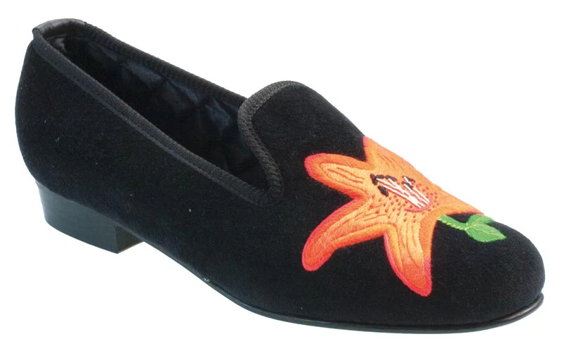 Lily Motif Embroidered Velvet Slipper
