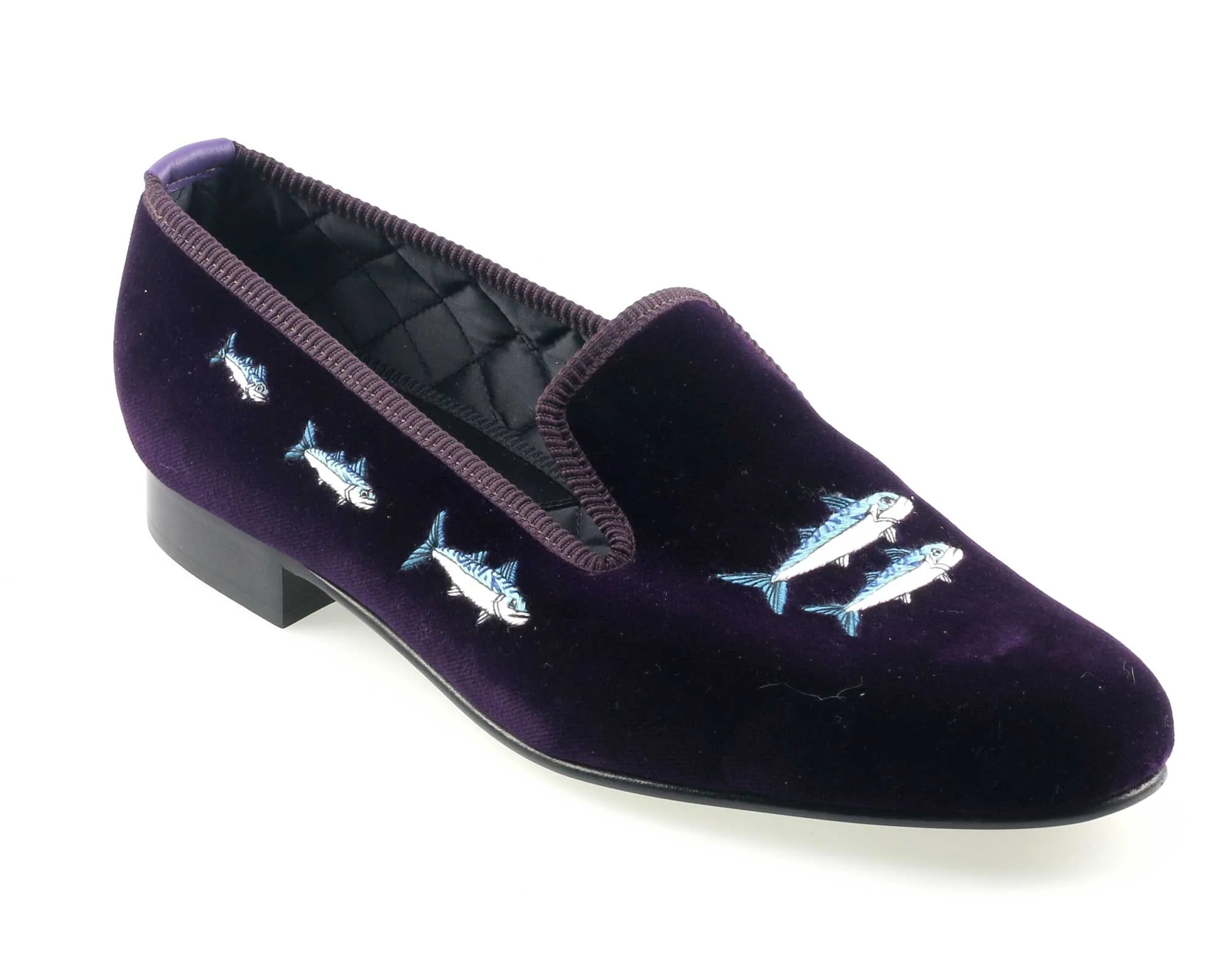 Mackerel Motif Embroidered Velvet Slipper