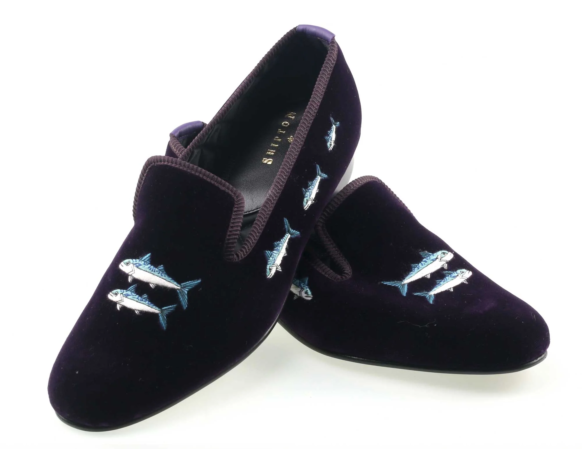 Mackerel Motif Embroidered Velvet Slipper - Image 3