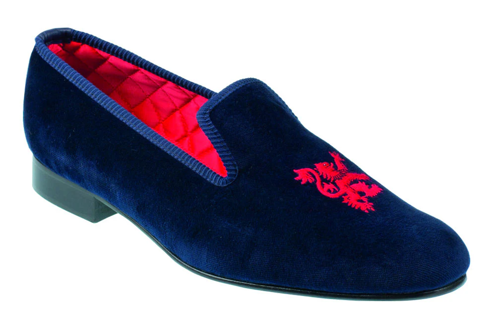 Scots Lion Motif Embroidered Velvet Slipper - Image 2